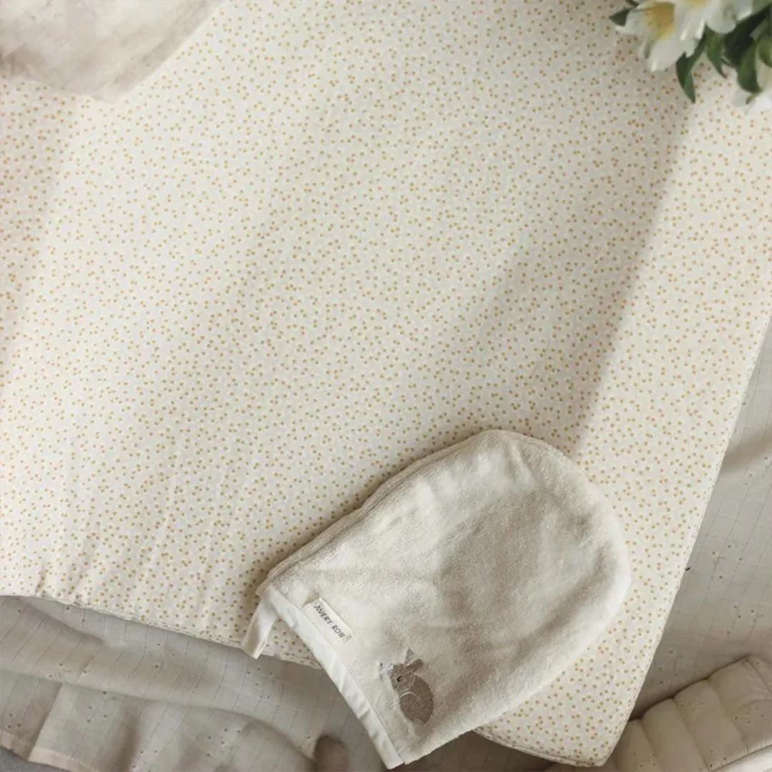 Avery Row Changing Mat - Daisy Meadow