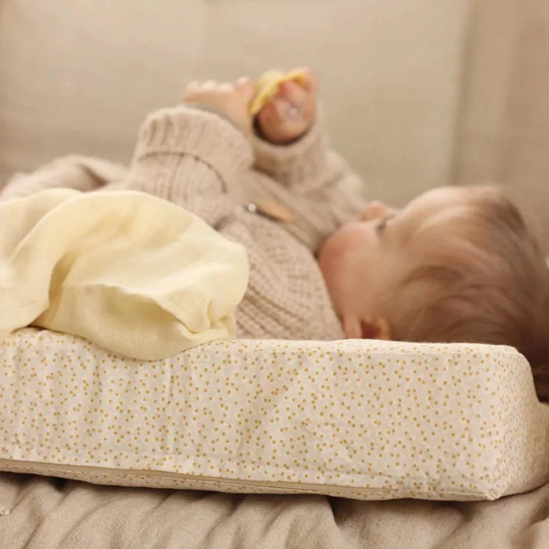 Avery Row Changing Mat - Daisy Meadow