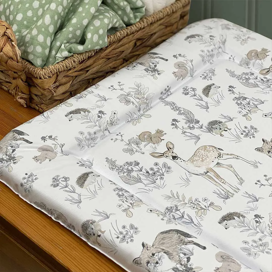 Mama Shack Changing Mat - Woodland